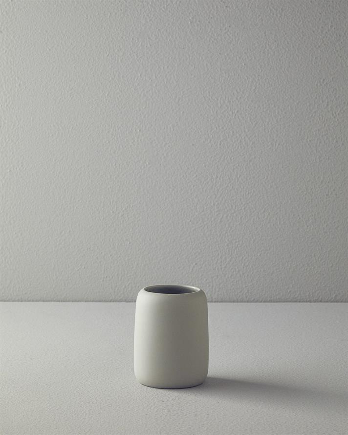 Set 3 accesorii de baie, Shade, ceramică, 8,6x16,7 + 8,5x11,2 + 11x3  cm, gri