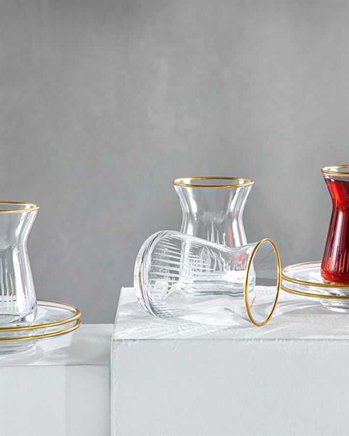 Set 4 pahare de ceai cu farfurie, Zett, sticlă, 130 ml, transparent-auriu