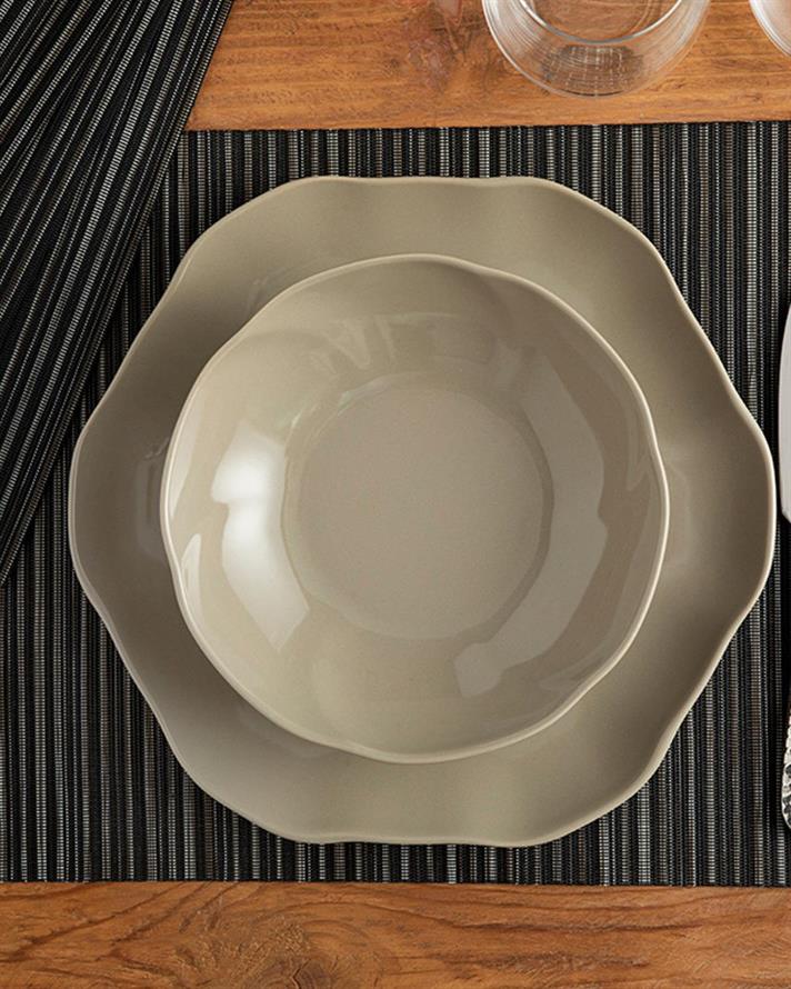 Shiny PVC 4 Set Place Mat 30x45 cm Black