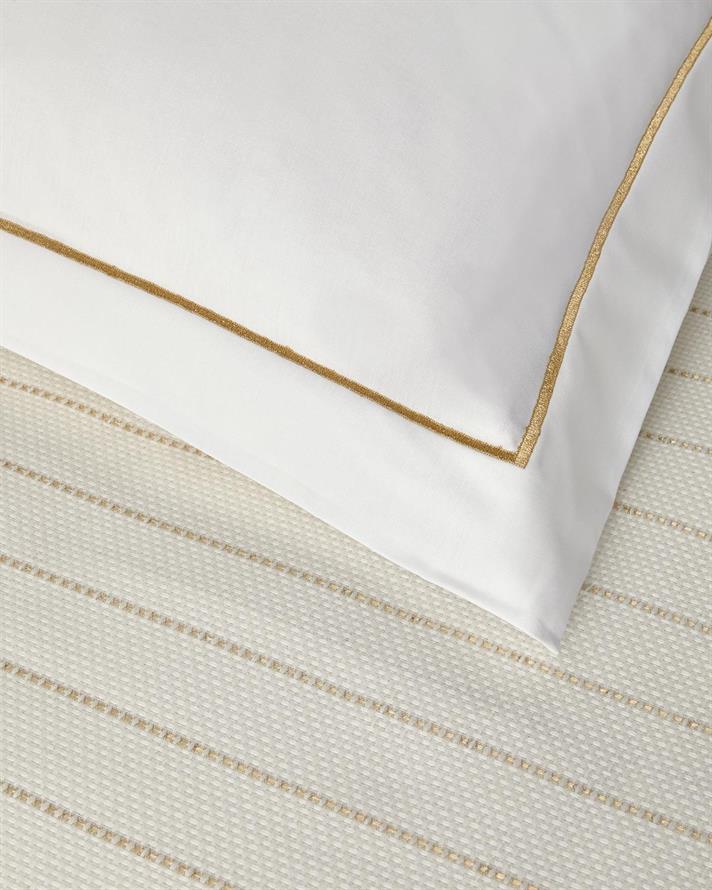 Set complet patura subtire pentru doua persoane, Lucent, bumbac-viscoza-poliester, 200x220 cm/160x200 cm/50x70 cm, auriu