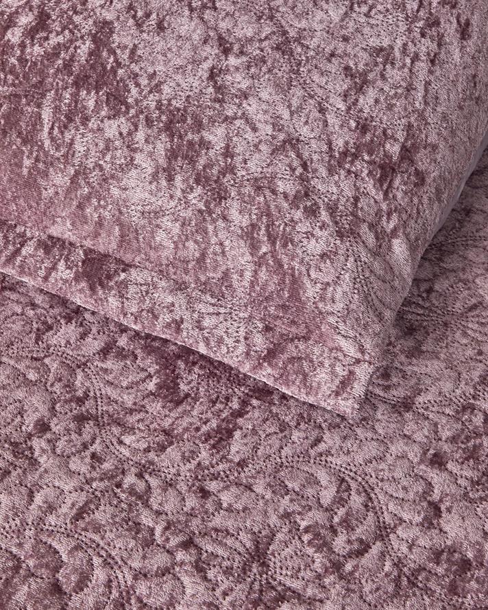 Set cuvertură pat cu două fețe de pernă, pentru două persoane, Royal Charm, poliester, 200x220 cm/ 50x70 cm, vișiniu