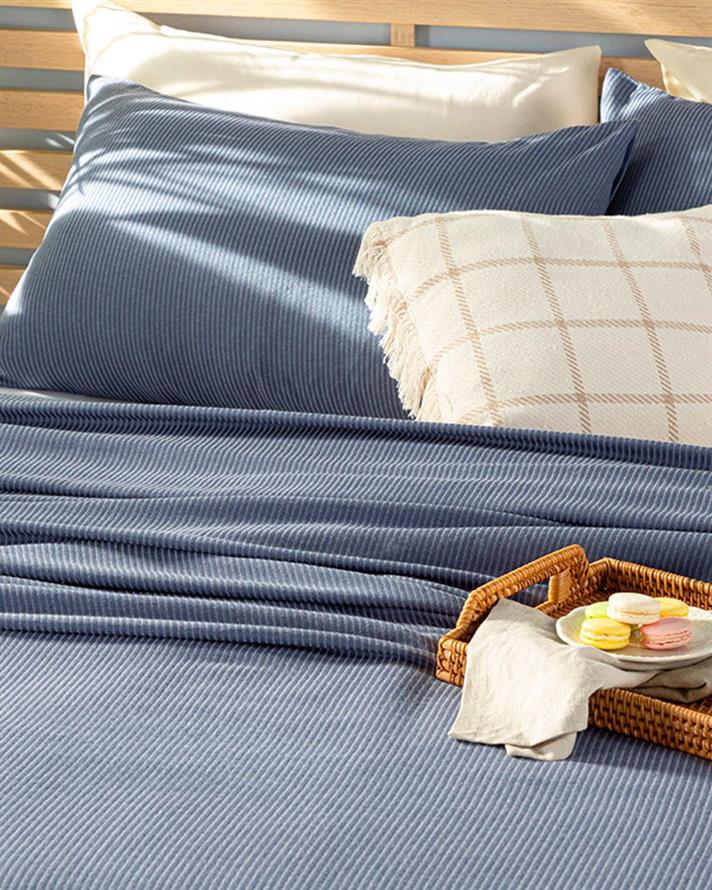 Set pătură subțire cu fețe de pernă, pentru două persoane, Cool Stripe, bumbac-viscoză-poliester, 200x220 cm, bleumarin
