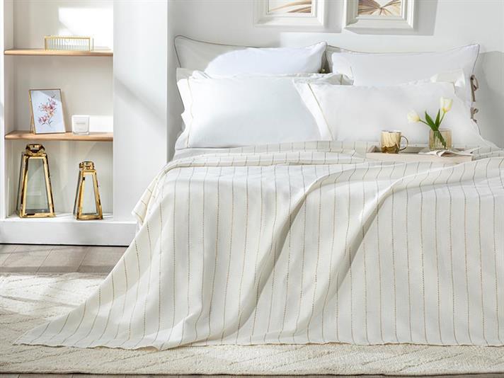 Set pătură subțire cu fețe de pernă, pentru două persoane, Lucent, bumbac-viscoză-poliester, 200x220 cm, alb- auriu