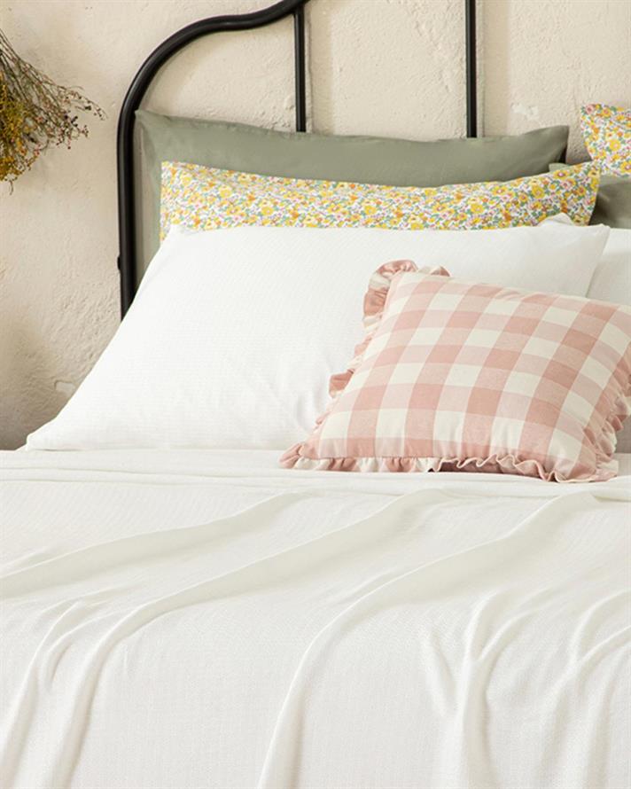 Genesis Soft Touch For One Person Summer Blanket Set 150x220 cm White