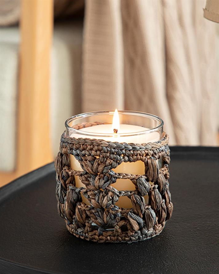 Silk Ember Lumânare Parfumată 220 gr Cafeniu