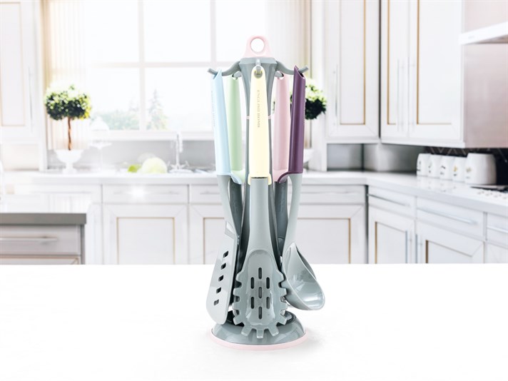 singuratic Plastic  6 piese  SET DE SERVIT Colorat