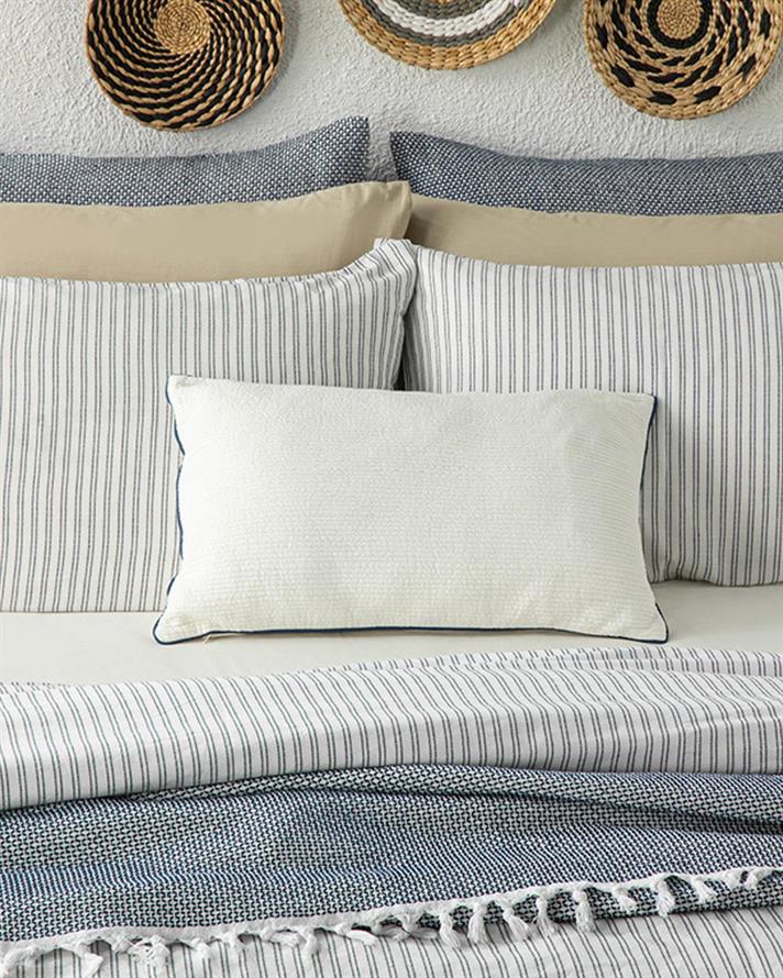 Stitch Line Set Lenjerie De Pat King Size - Set Lenjerie De Pat Bumbac Poliester | English Home, 240 x 220 cm, Albastru