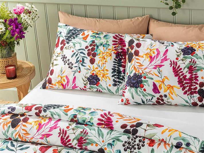 Summer Berries Set Lenjerie De Pat Single - Set Lenjerie De Pat Bumbac Viscoză | English Home, 160 x 220 cm, Fuschia