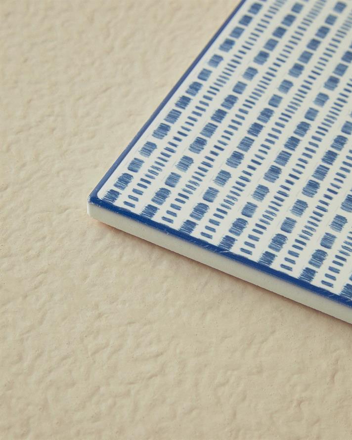 Blue Checked Silicone Hot Mat 16x16 cm Blue