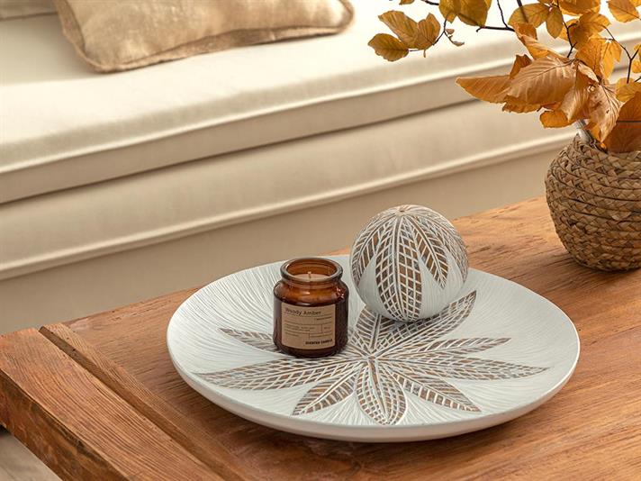 Elegant Leaf Decorative Tray 38x38x4 cm White