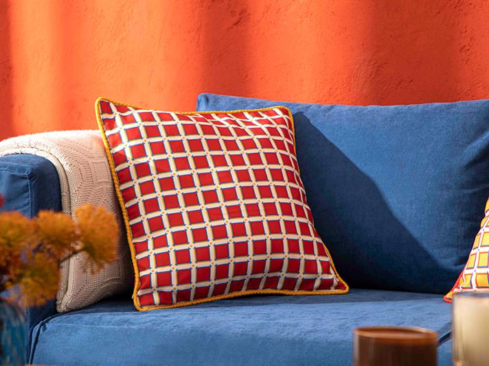 Tesselation Printed Filled Cushion 45x45 cm Red