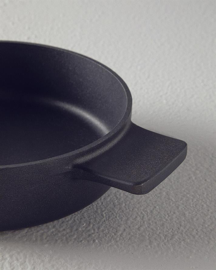 Aluminum Casting Shallow Frying Pan 20 cm Black