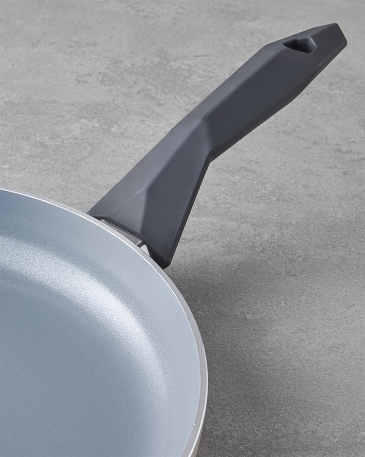 Ceramică Tigaie 28 cm Crem.