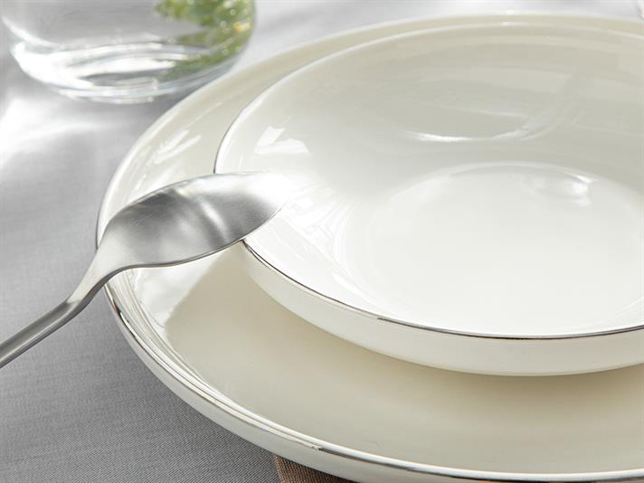 Torino Porcelain Dinner Plate 19 cm Silver.