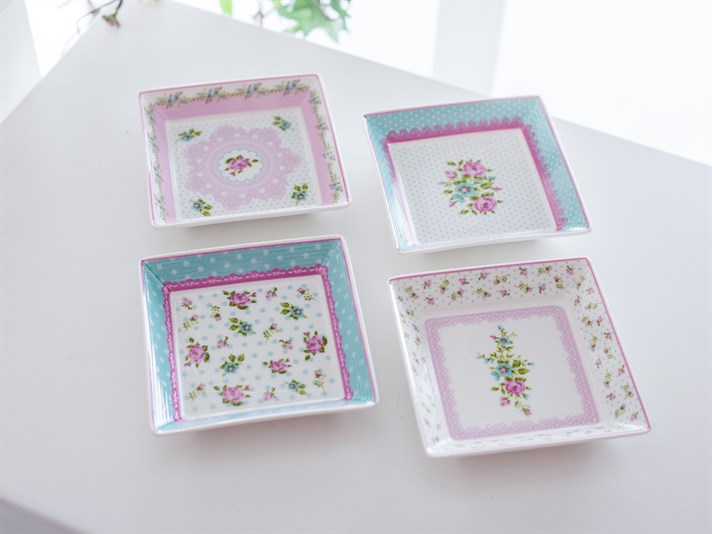 Rose And Lace Bone China 4 Pcs Appetizers 12 cm Pink