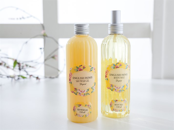 Troical Set De Baie Cadouri Kit De Îngrijire 250 - 250 ml .