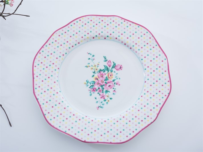 Tulip Bone China 6 pcs Cake Plate . .