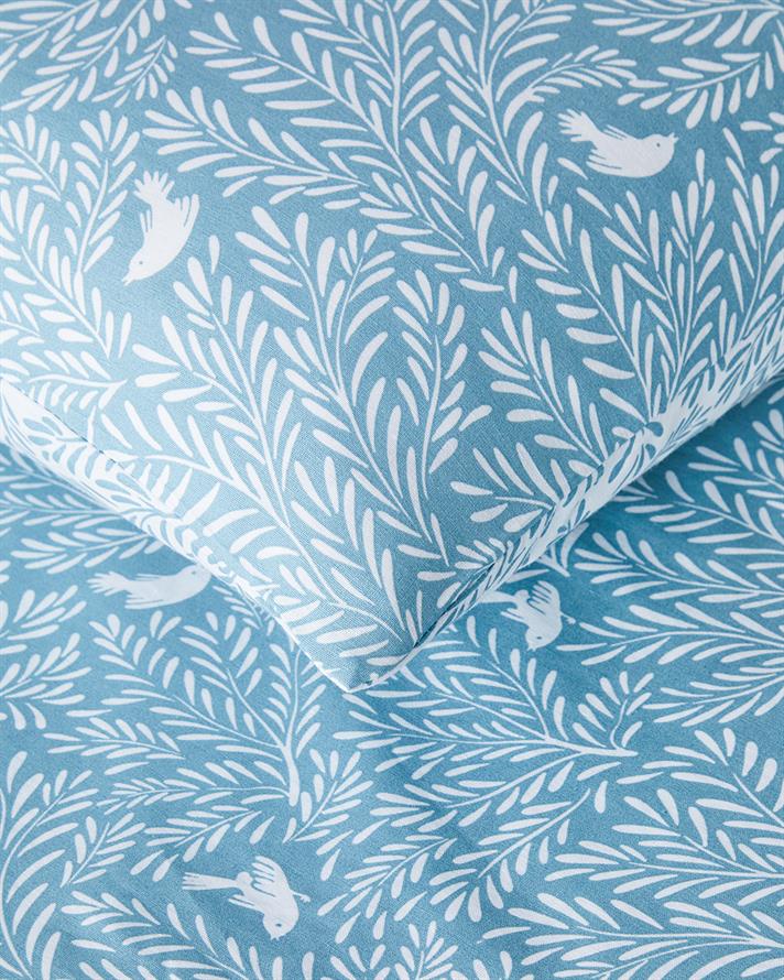 Lenjerie de pat completa pentru doua persoane, Pure Birds, bumbac-poliester, 200x220 cm/160x200 cm/50x70 cm, bleu