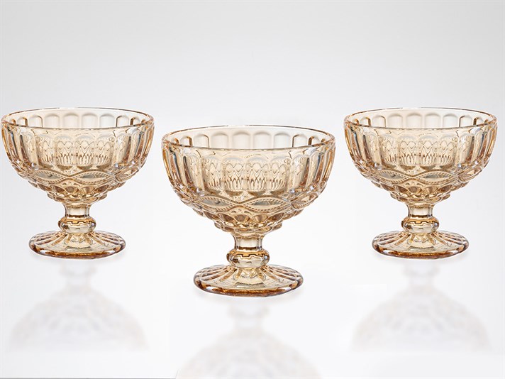 Urbann Glass 3 Set with Feet Cup 300 ml Amber