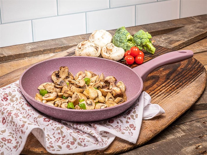 Urbann Granite Single Fry Pan 22 cm DarkPink