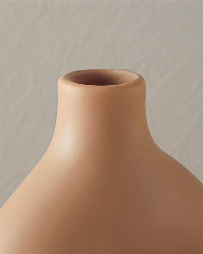 Vază, Edna, ceramică, 15,2x8,3x16,5 cm, deschis maro