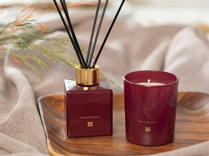 Velvet Patchouli Parfumat Set Cu 2 Piese Set Parfumuri Bordo