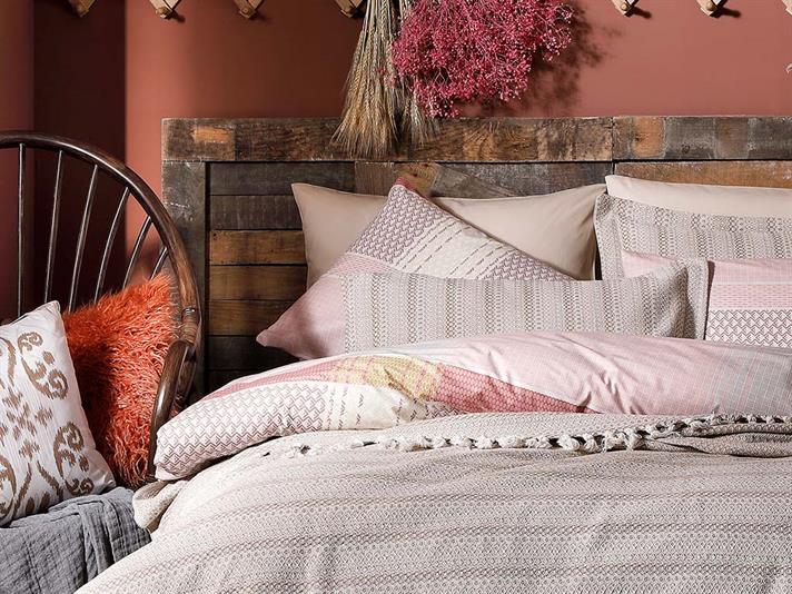 Verificare urbană Cottony For One Person  SET LENJERIE DE PAT 160x220 cm Pink