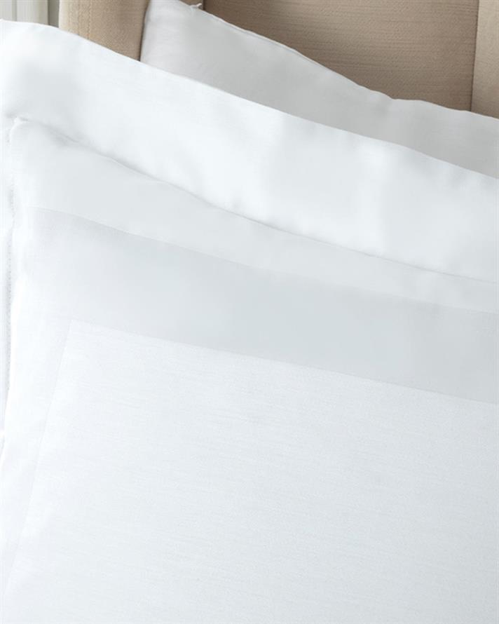 Vivian Set Lenjerie De Pat Dublu 4 Perne - Set Lenjerie De Pat Satin Din Bumbac | English Home, 200 x 220 cm, Alb