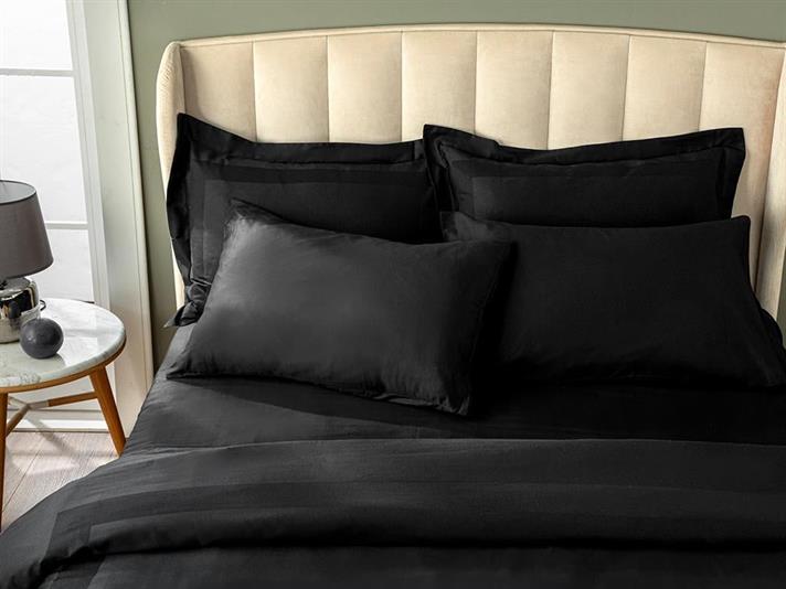 Vivian Set Lenjerie De Pat King Size 4 Perne - Set Lenjerie De Pat Satin Din Bumbac | English Home, 240 x 220 cm, Negru