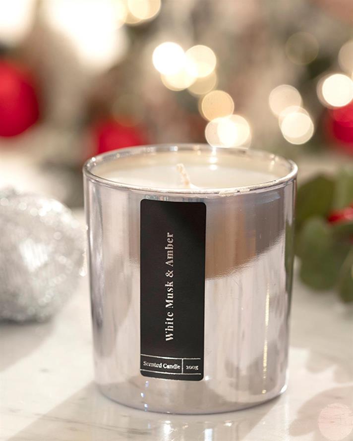 White Musk & Amber Lumânare Parfumată 210 gr Silver