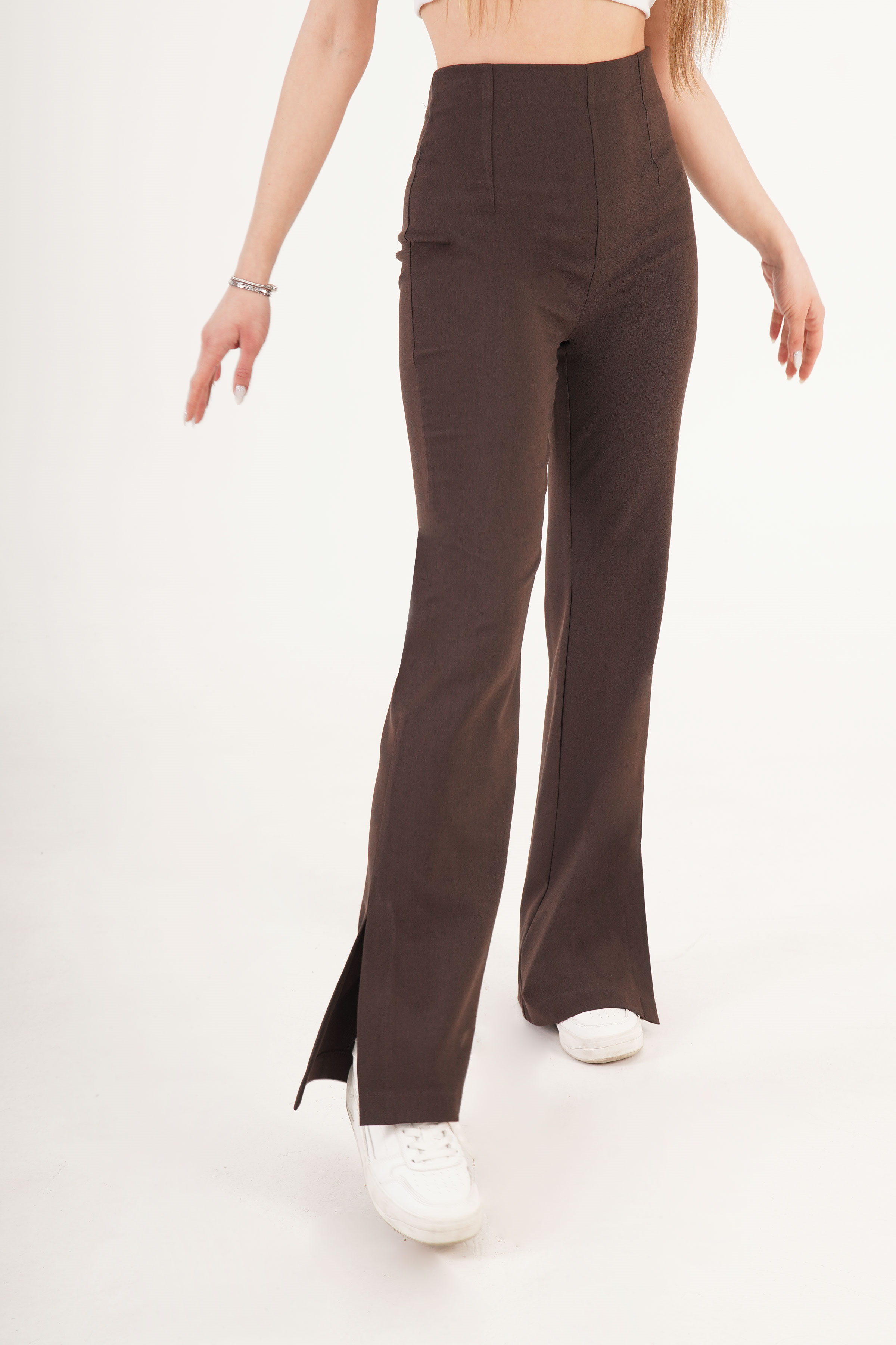 Yırtmaçlı Çan Paça Kahve Pantolon - Görsel 4
