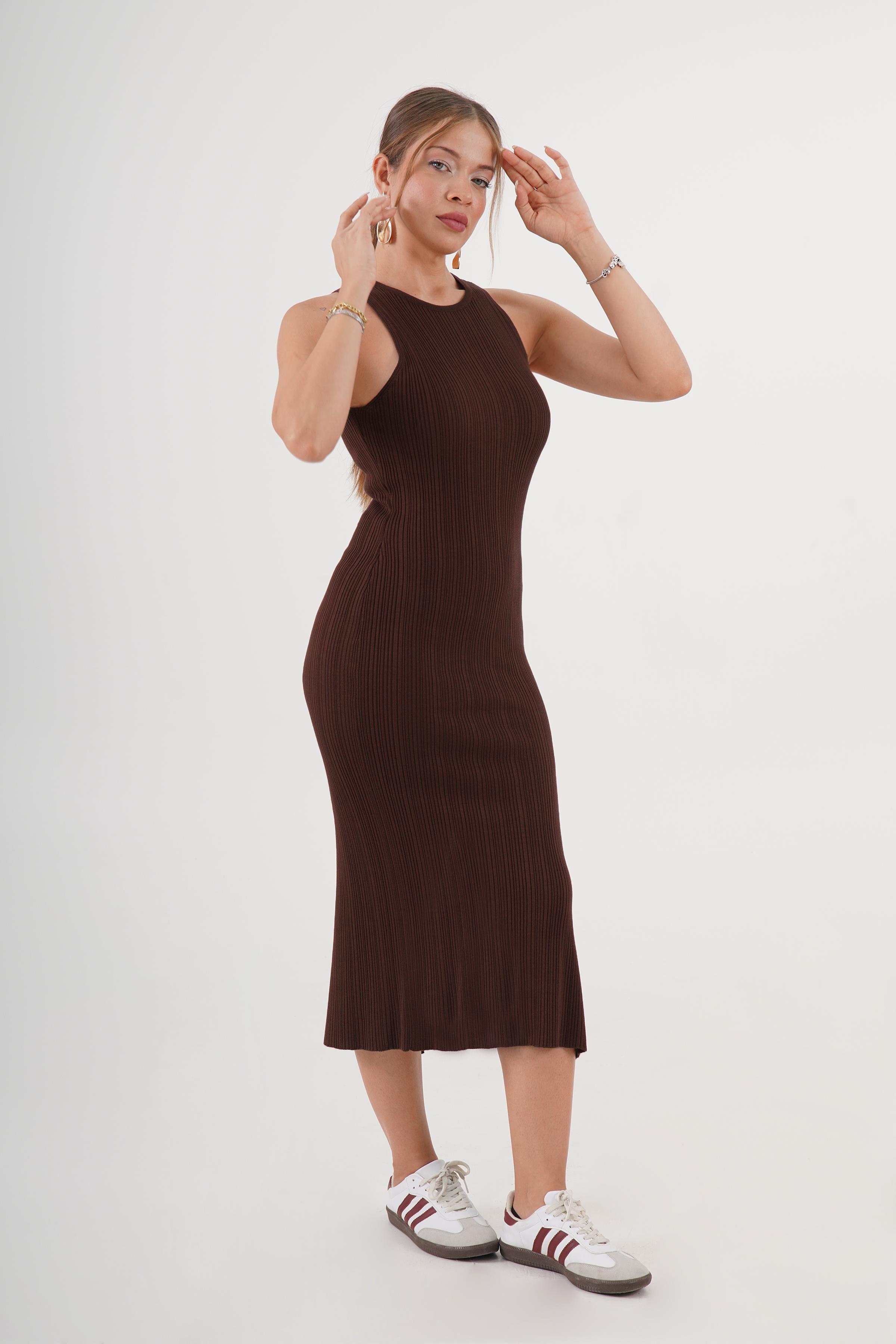 Halter Yaka Mevsimlik Bordo Triko Elbise - Görsel 3
