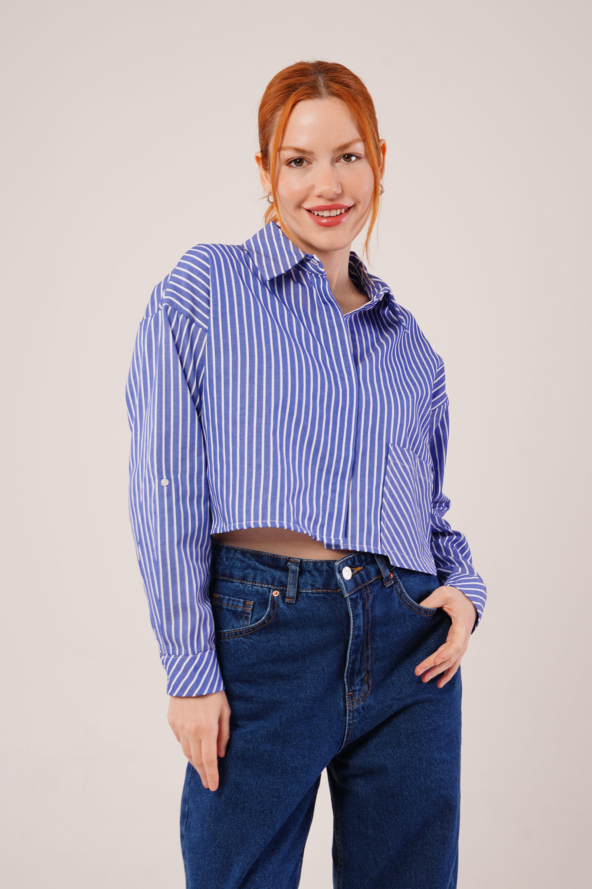 Crop Model Cepli ve Çizgili Mavi Toptan Gömlek