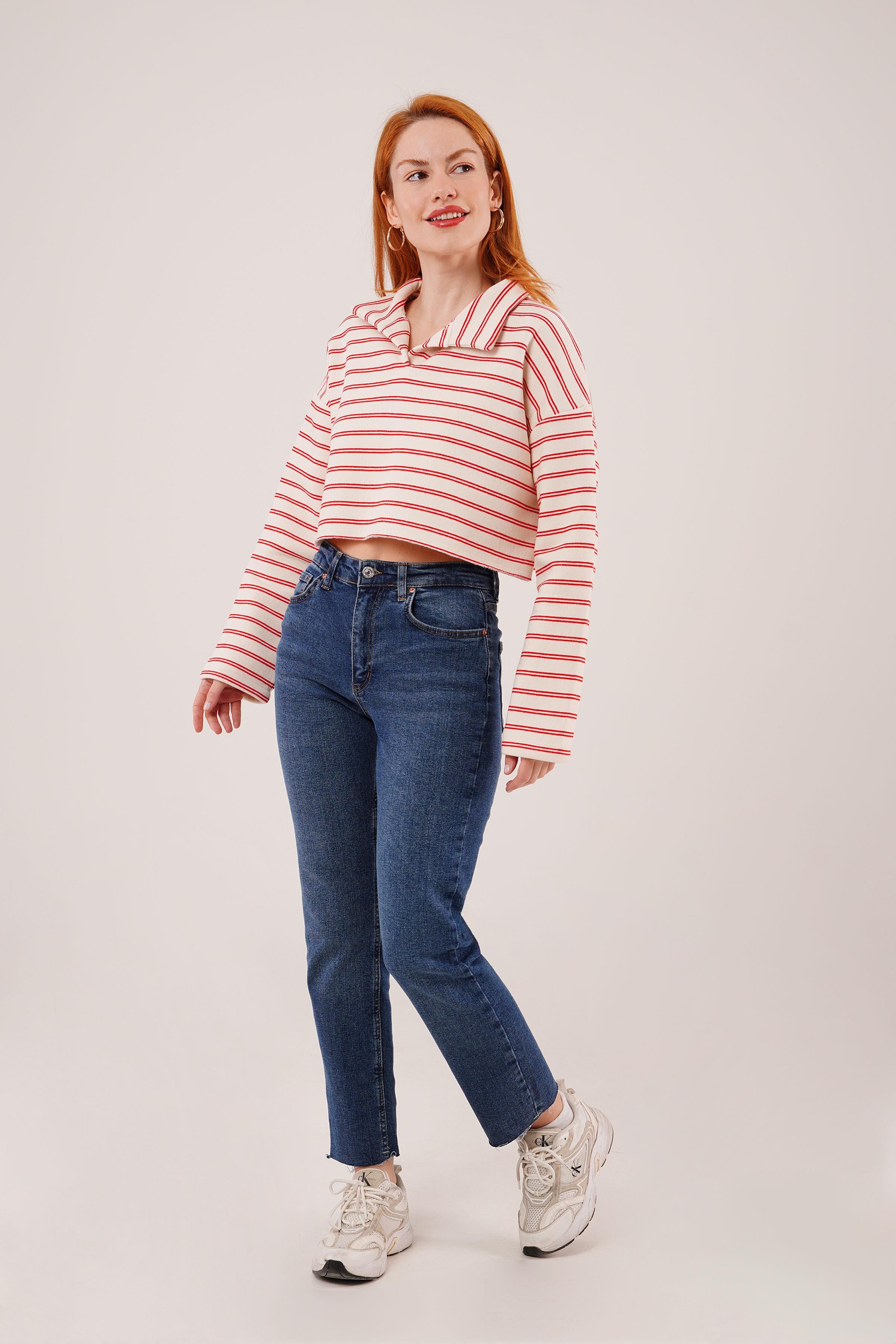 Polo Yaka Kırmızı Çizgili Crop Sweatshirt - 2
