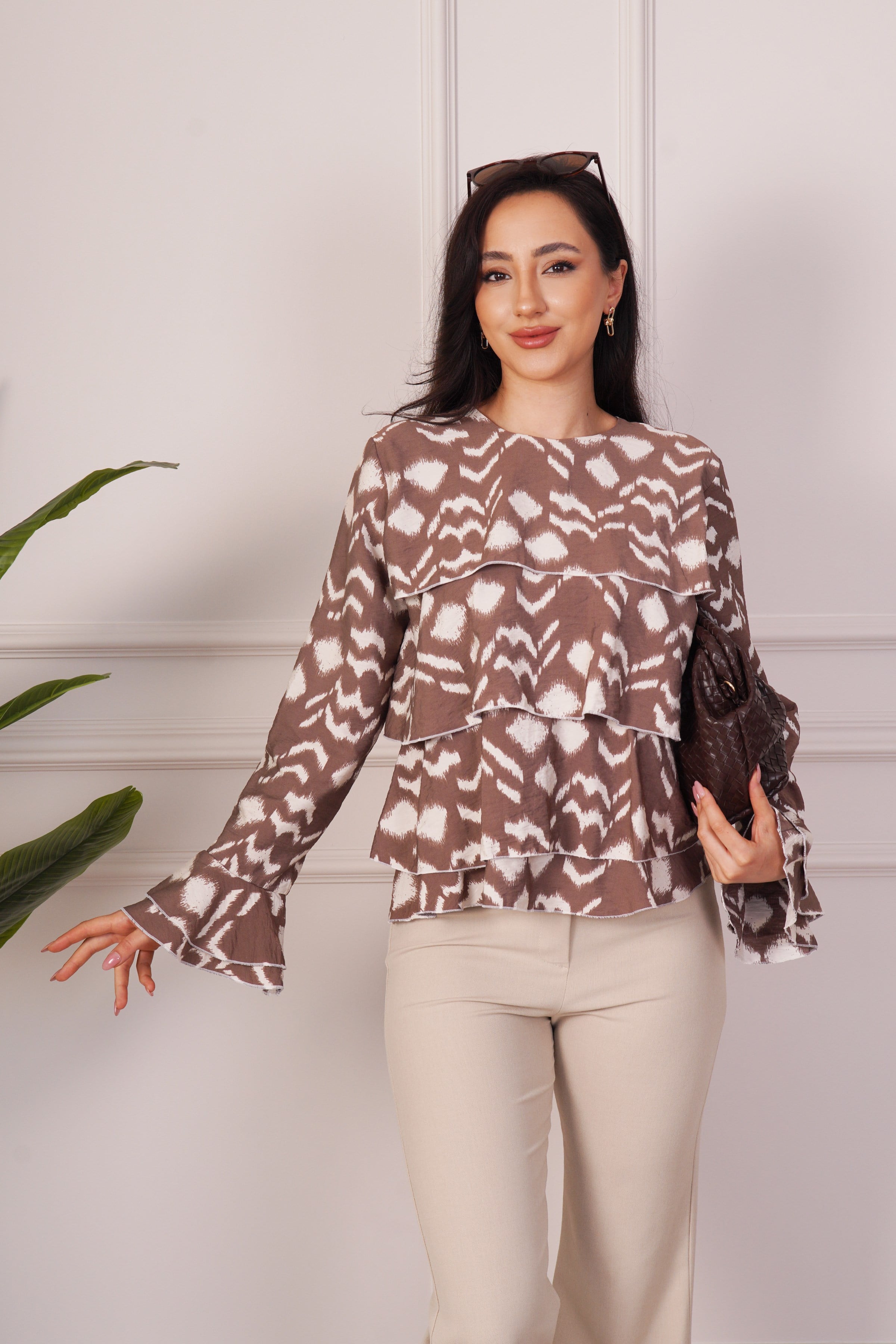 Desenli Kat Kat Volanlı Kahve Toptan Bluz