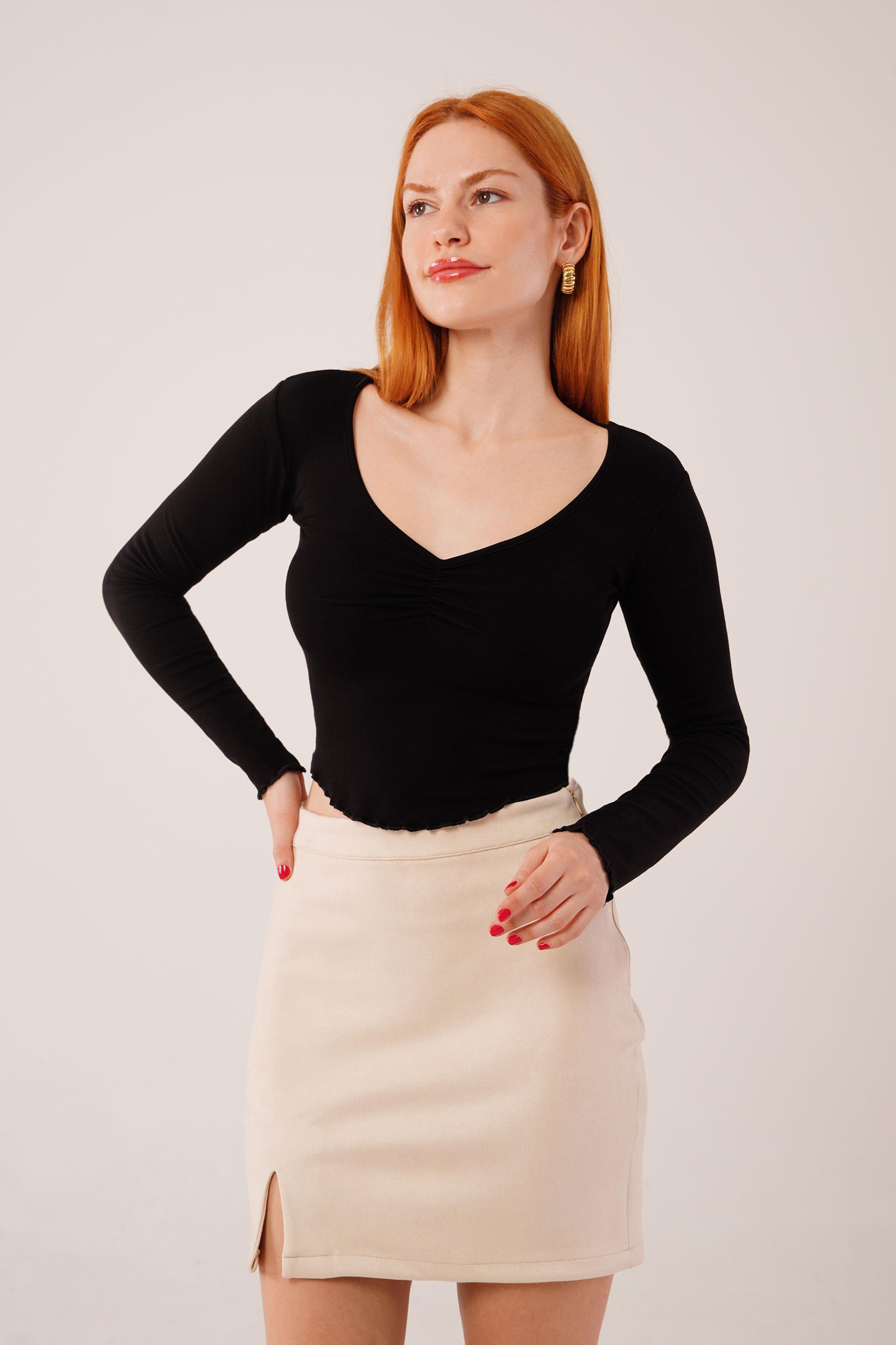 Geniş Yaka Siyah Toptan Basic Body Bluz