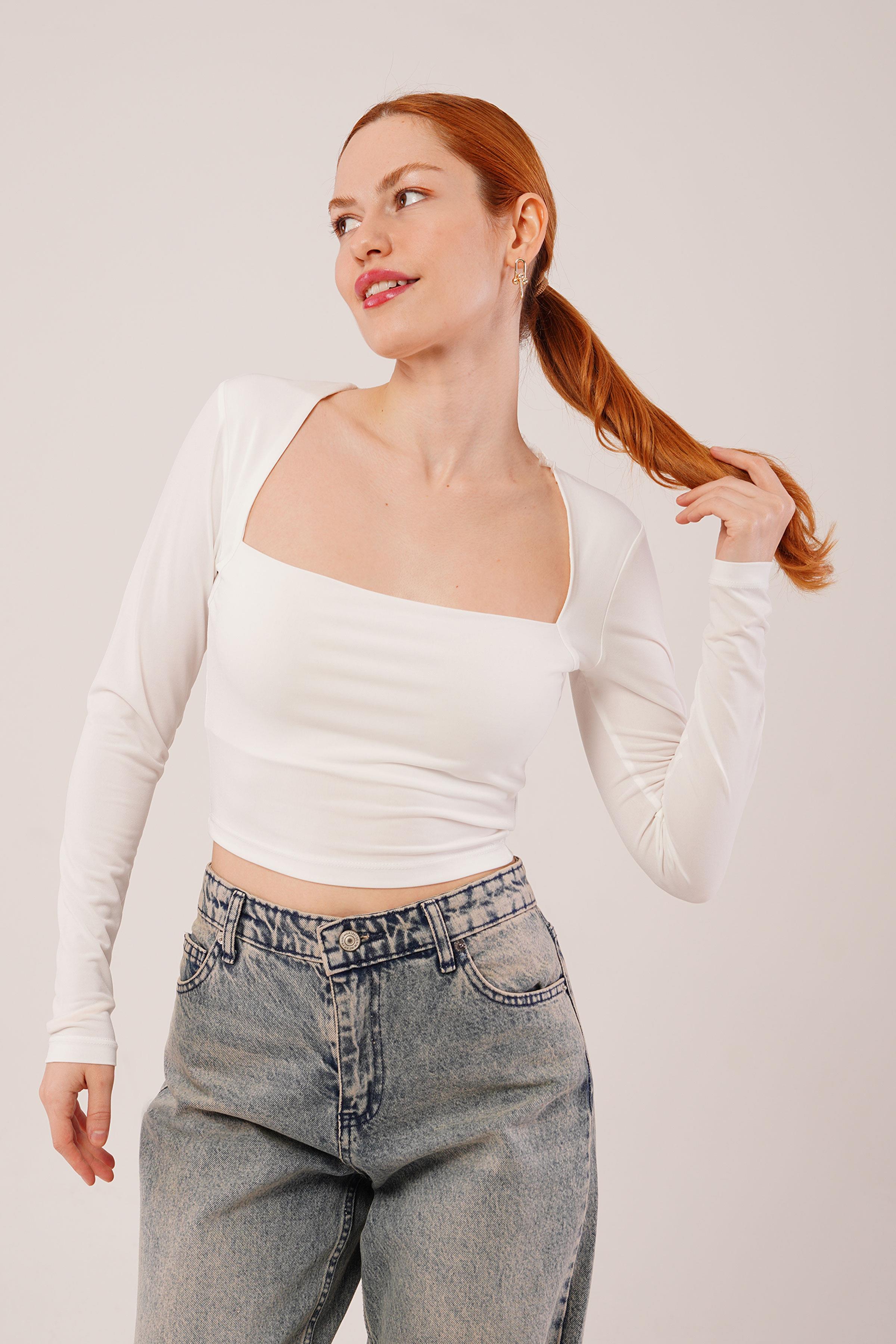 Kare Yaka Toptan Basic Beyaz Bluz