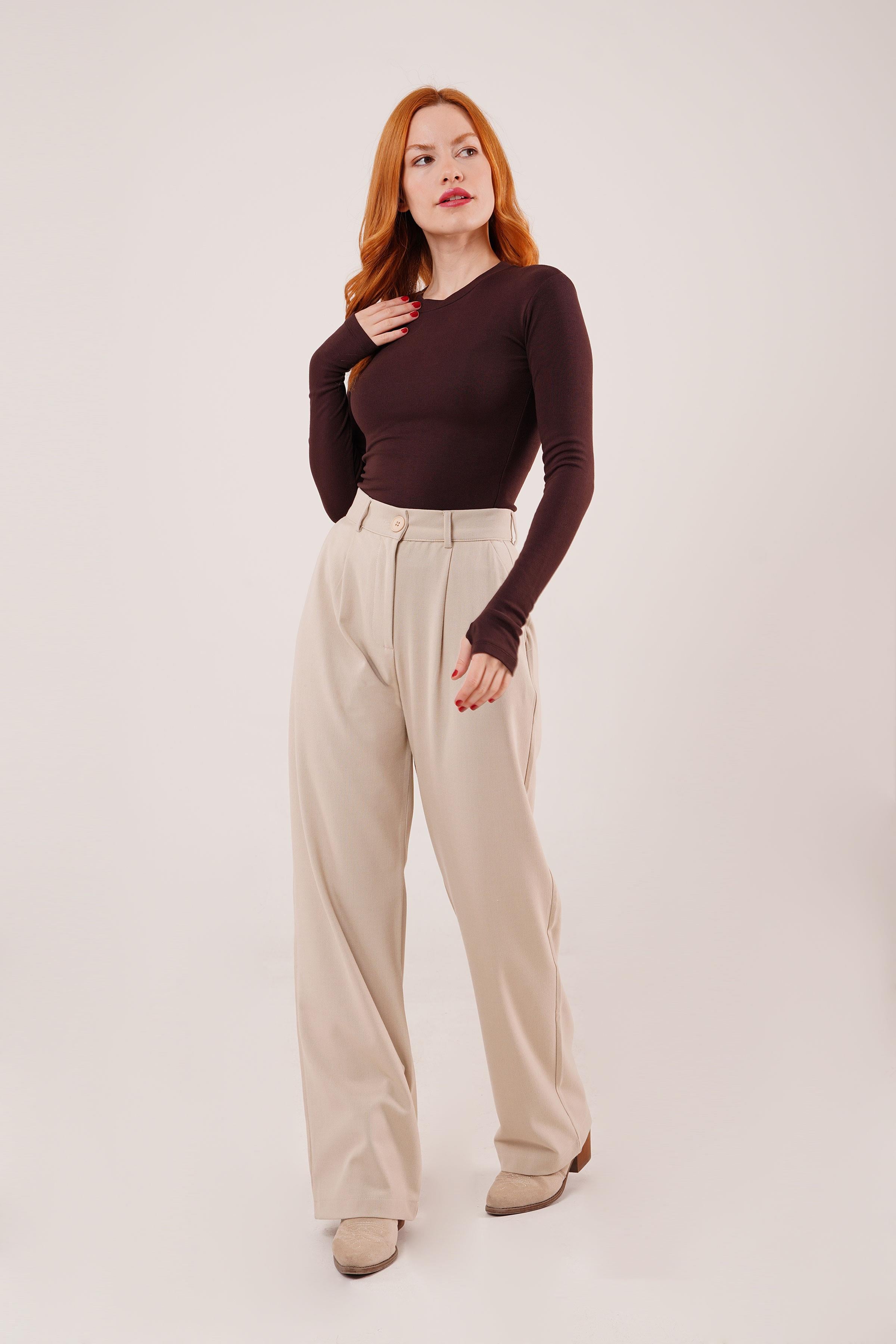 Premium Model Oturtmalı Toptan Krem Pantolon
