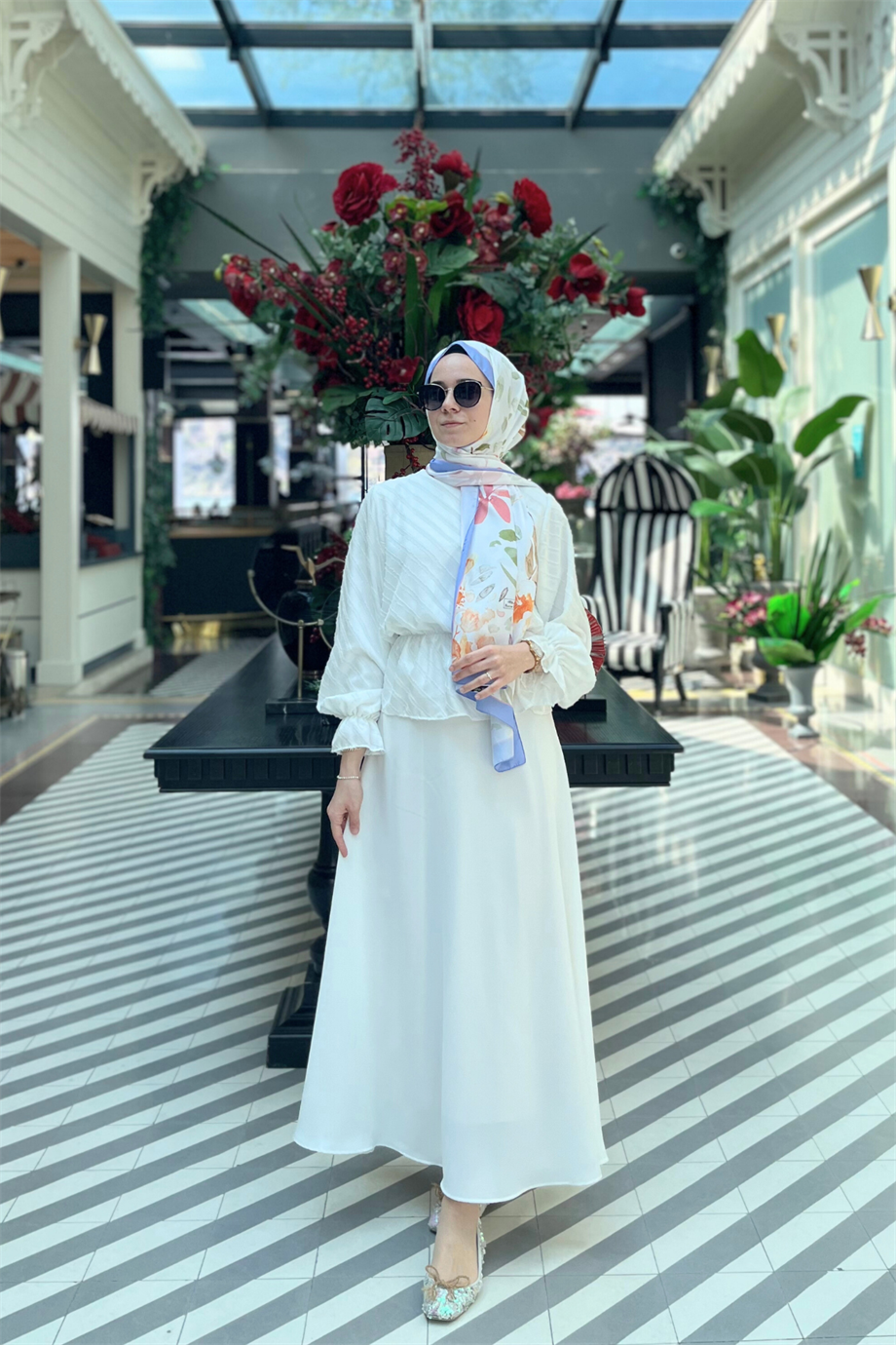 Anna Takım Beyaz