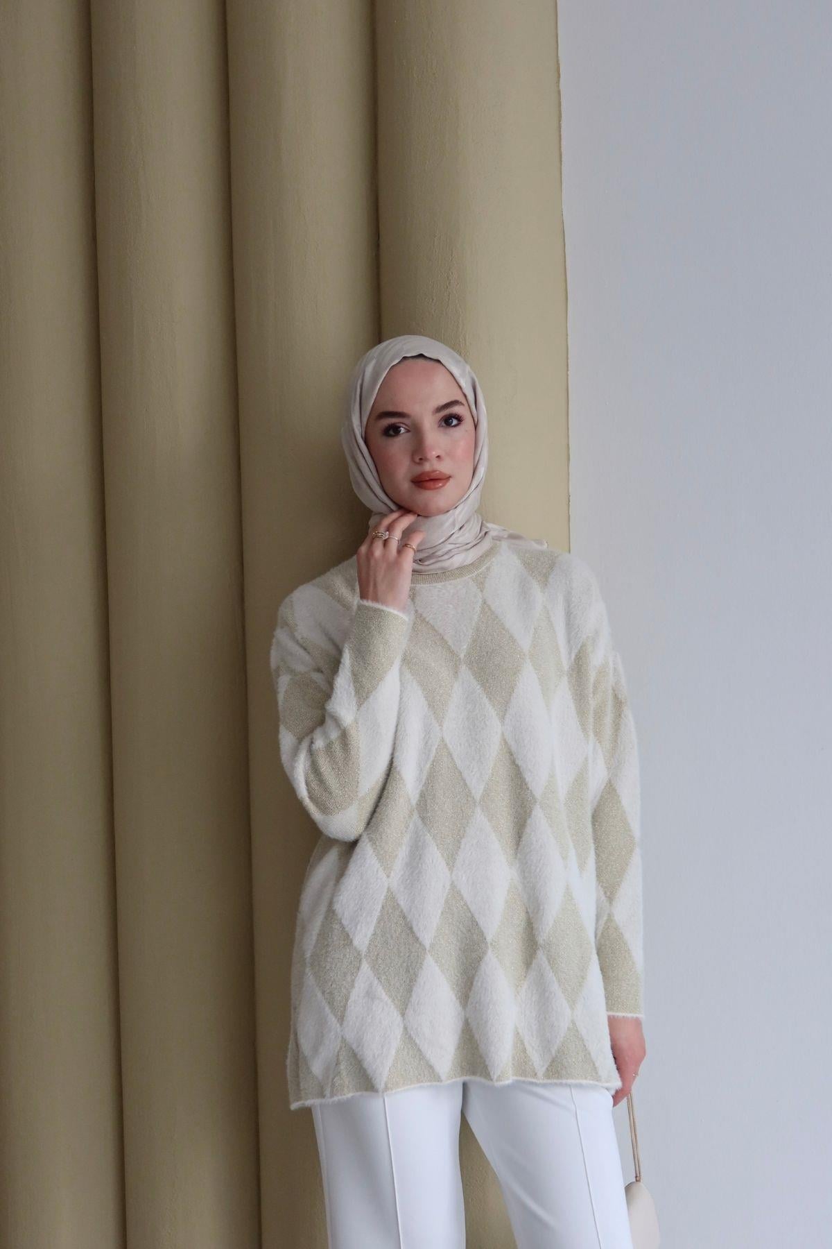 Lisa Baklava Desen Angora Tunik Ekru