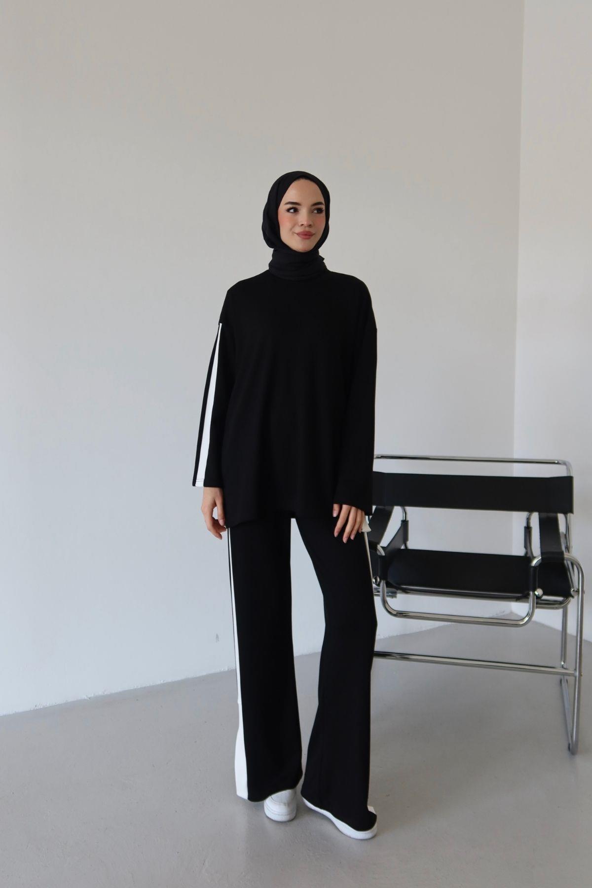 Mari Şeritli Takım Siyah