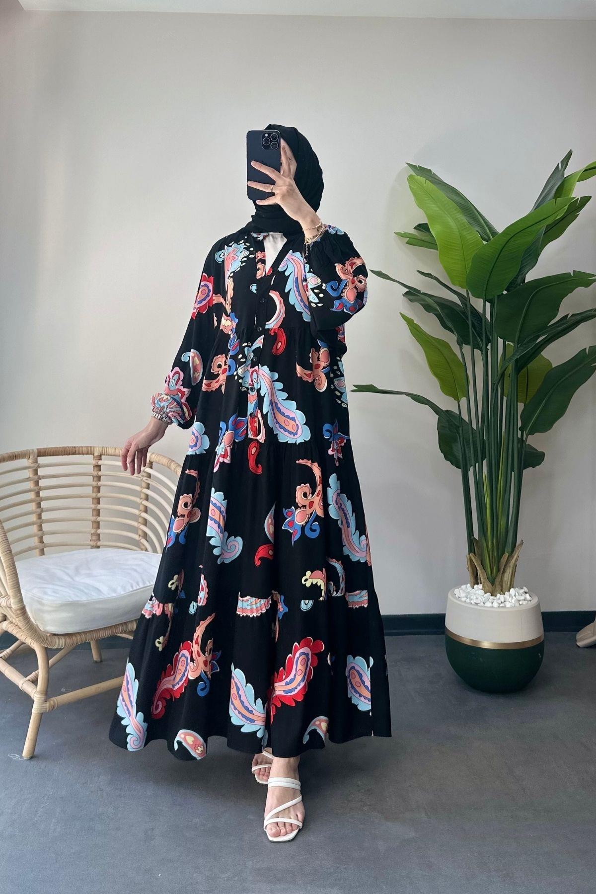 Desenli Viskon Elbise Siyah