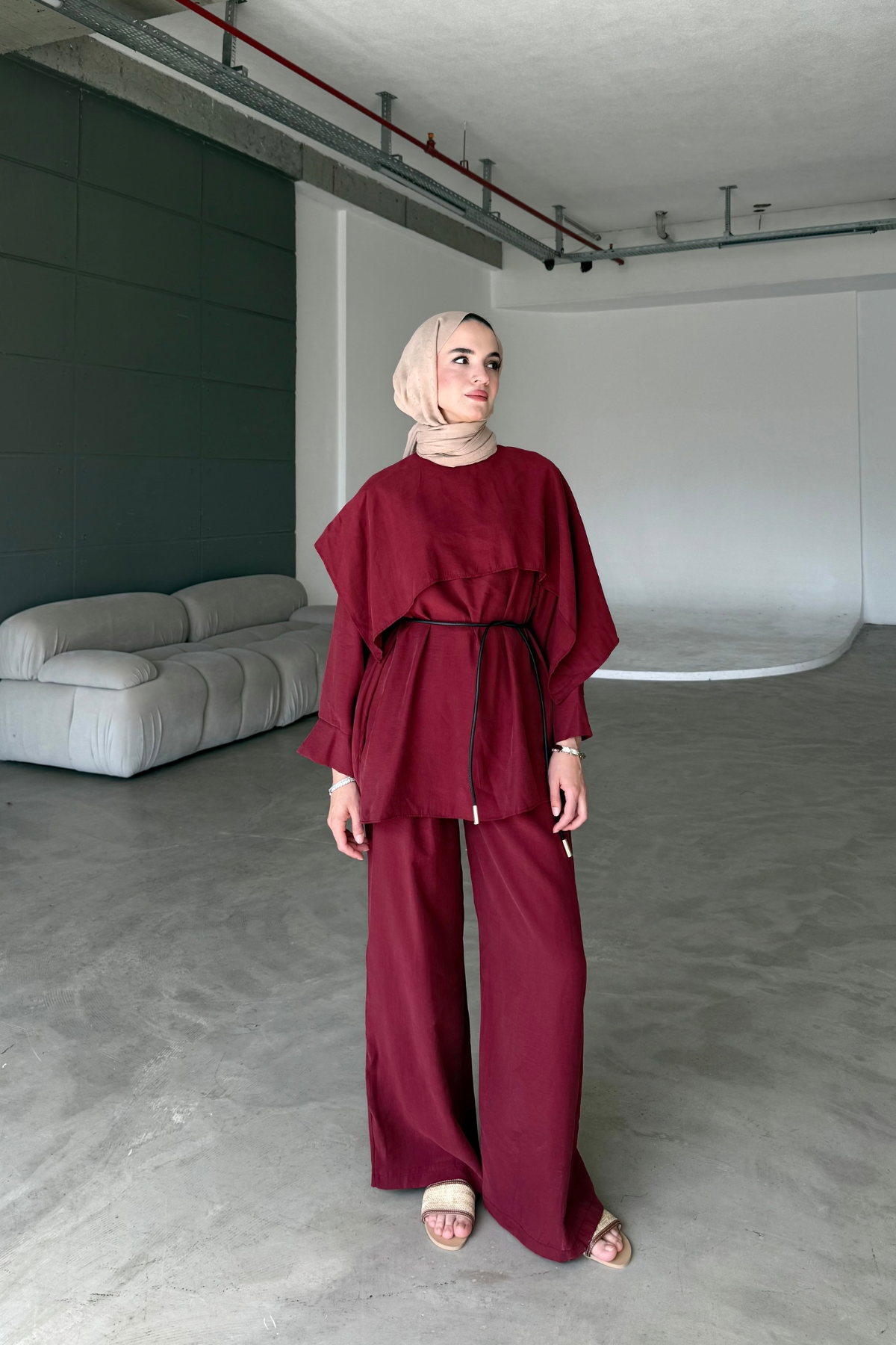 Katy Pelerinli Takım Bordo