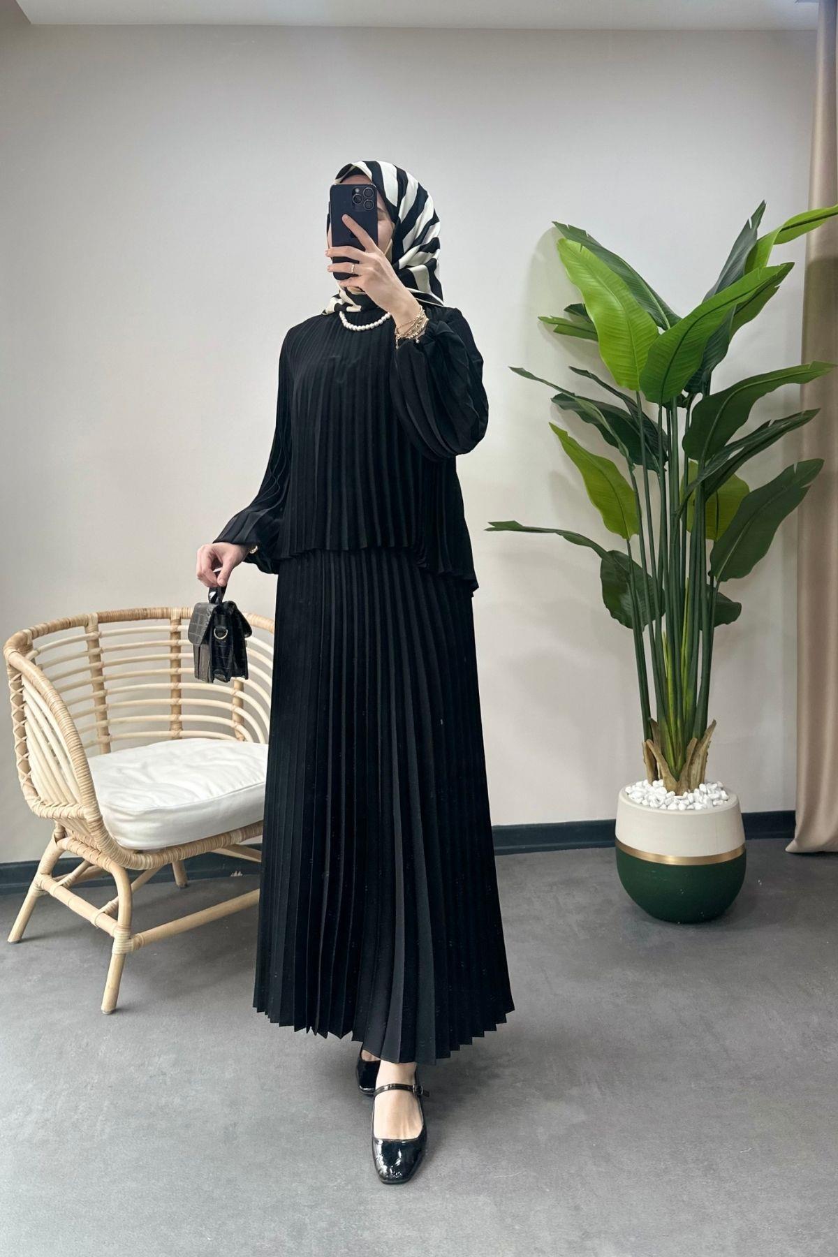 Milena Takım Siyah