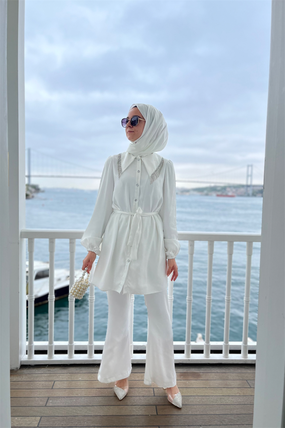 Rosy Takım Beyaz