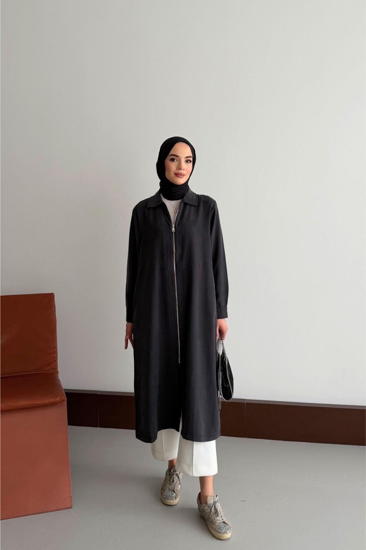 Yade Fermuarlı Kap Siyah