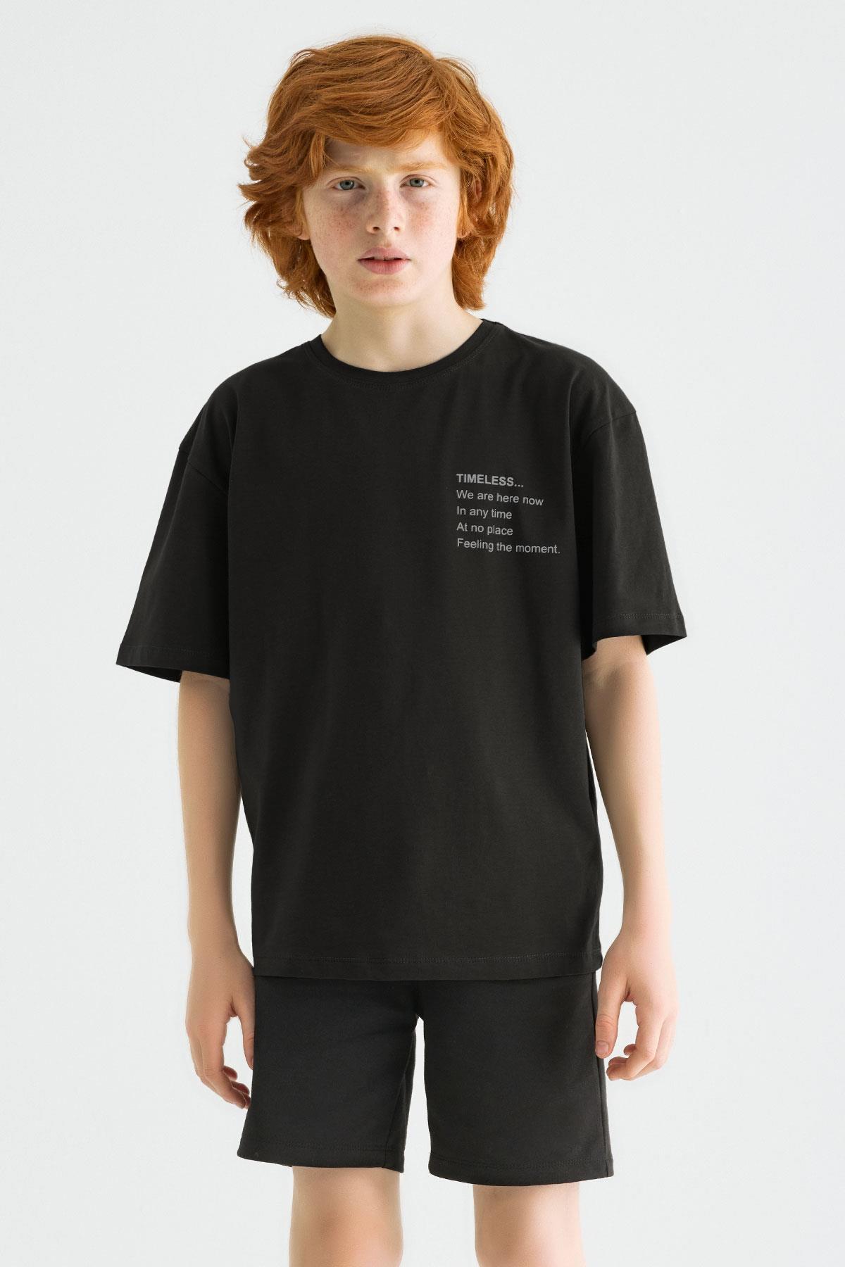 Bisiklet Yaka Kısa Kol Timeless Baskılı Siyah Renk Erkek Çocuk Tshirt