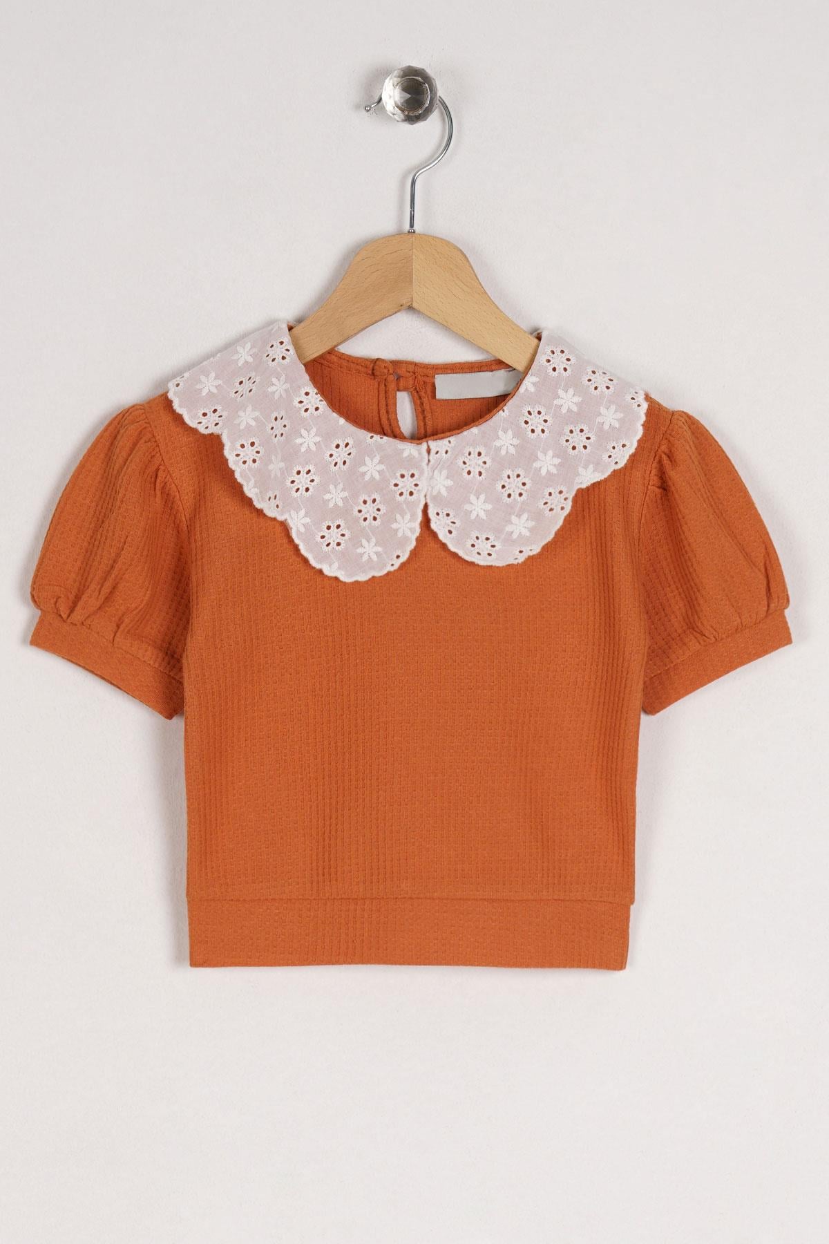 Bebe Yaka Dantelli Mini Kareli Kiremit Renk Kız Çocuk Tshirt