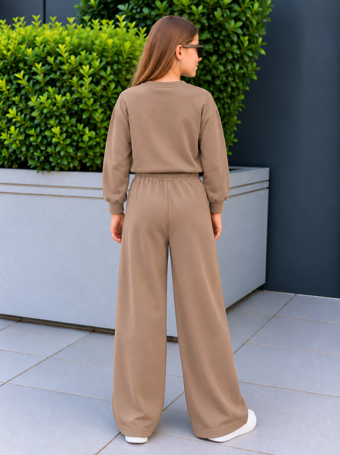 Kız Çocuk Eşofman Takımı Kahverengi Fiyonklu Sweatshirt ve Bol Paça Pantolon 2li Takım