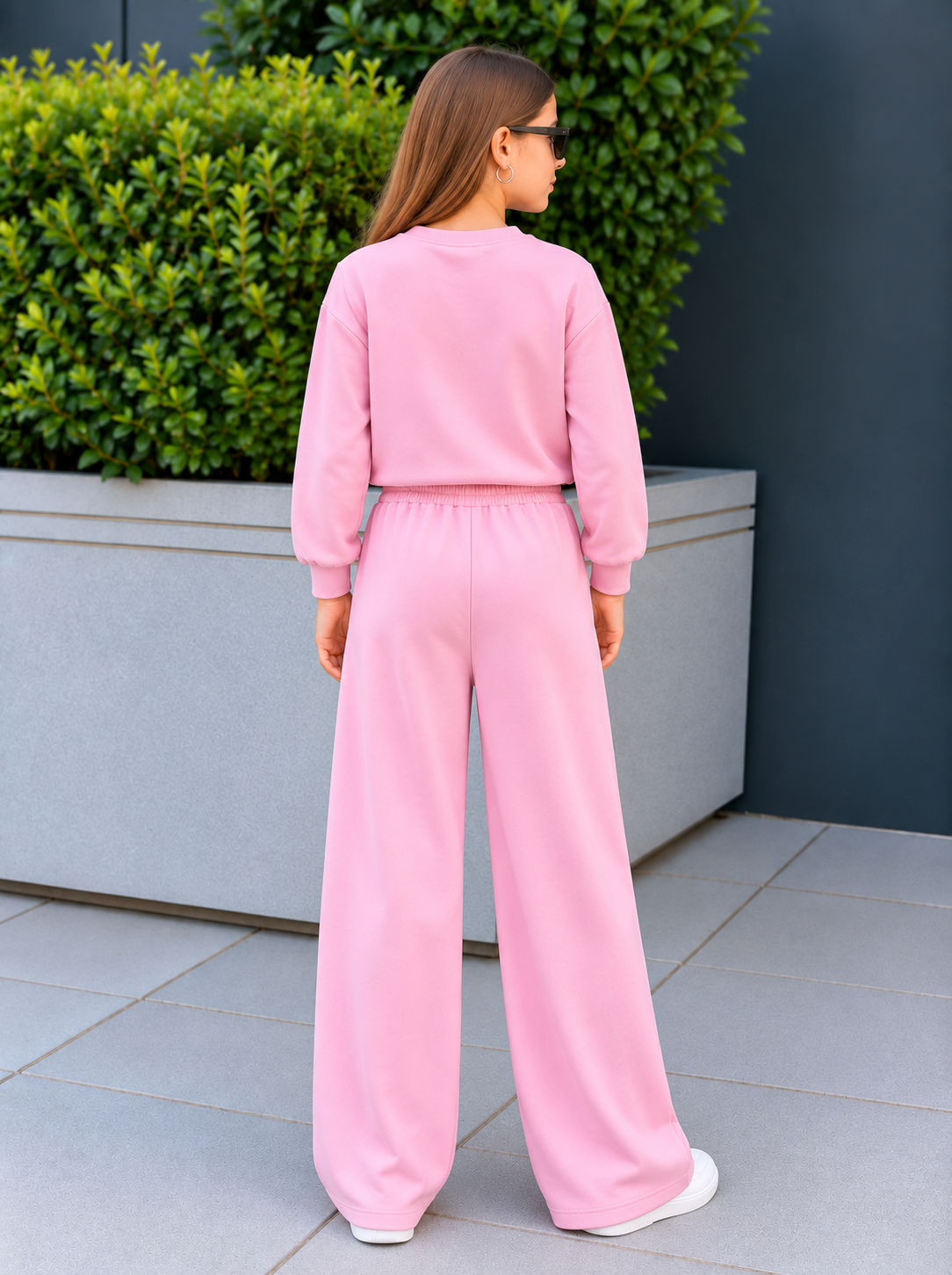 Kız Çocuk Eşofman Takımı Pembe Fiyonklu Sweatshirt ve Bol Paça Pantolon 2li Takım